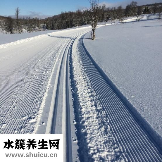 男士三角眉怎么修