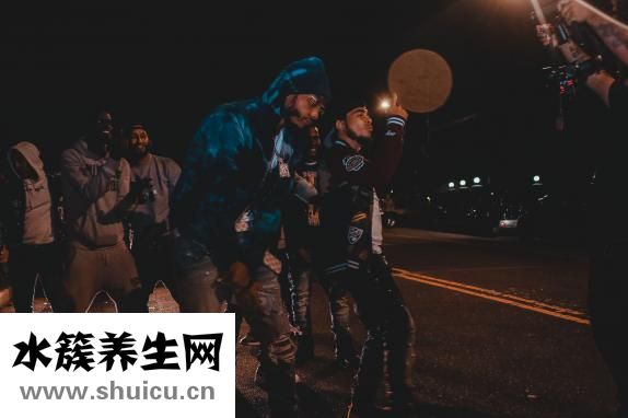 衣服上梨水怎么洗