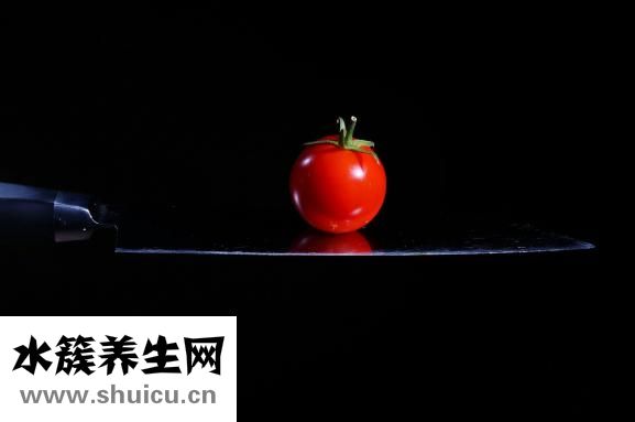 便西兩顆扣子怎么扣