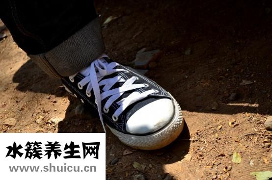 下蹲不穩怎么練習