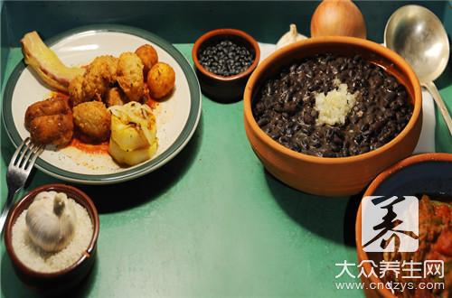 黑豆怎樣吃治白發變黑發怎樣炒黑豆不糊（黑豆怎樣吃治白發變黑發）