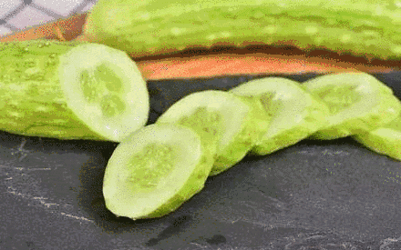 一個月鍛煉血糖正常了（晚上吃黃瓜第二天血糖）