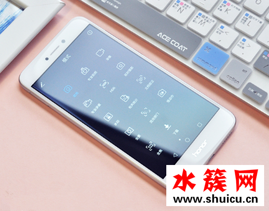 歡樂頌2邱瑩瑩用的是什么手機(jī)