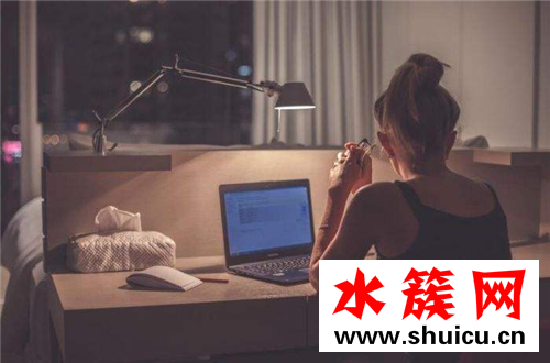 睡眠不好、經常熬夜，皮膚不好怎么改善？