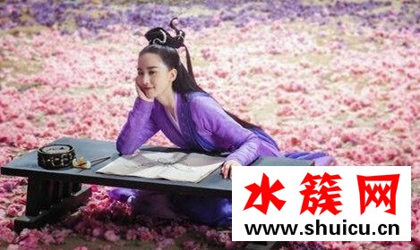 醉玲瓏鳳卿塵口紅什么顏色