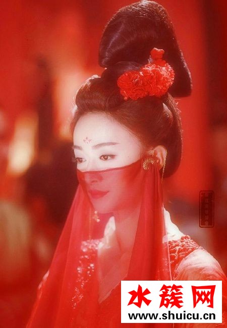 延禧攻略吳謹言被揉臉力證沒整容?網(wǎng)友卻說她整的是鼻子 延禧攻略吳謹言被揉臉力證沒整容?網(wǎng)友卻說她整的是鼻子