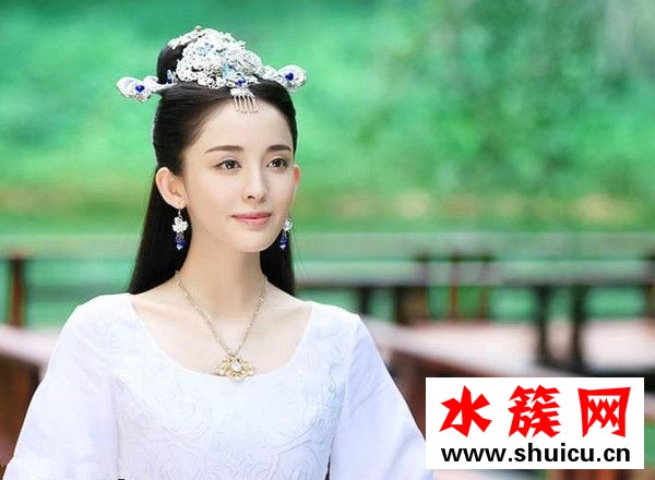 紀(jì)梵希限量版木蘭花系列唇膏306試色