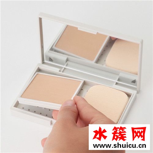 內行人都愛的muji推出專屬彩妝盤！一盤就能放進6種彩妝