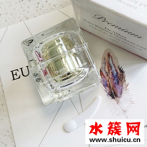 素顏霜可以當面霜用嗎 素顏霜可以當妝前乳嗎 素顏霜可以當面霜用嗎