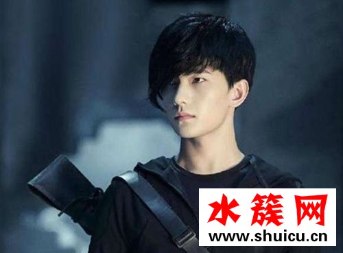 2019楊洋寸頭照片