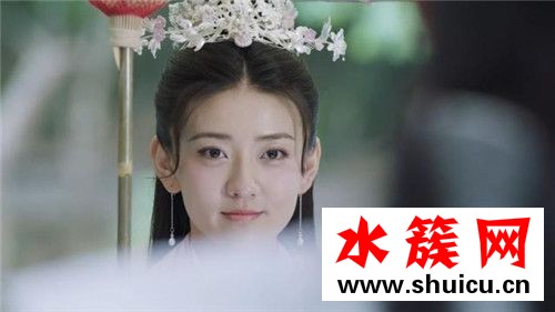 雙世寵妃2片尾曲叫什么