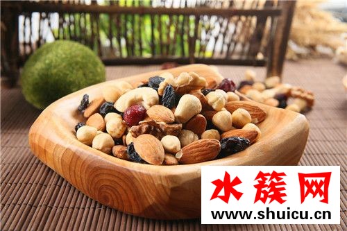 堅(jiān)持吃堅(jiān)果可以豐胸嗎