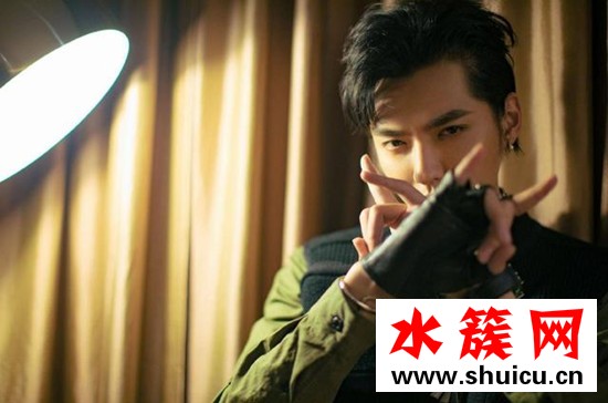 吳亦凡獲賠200萬是怎么回事