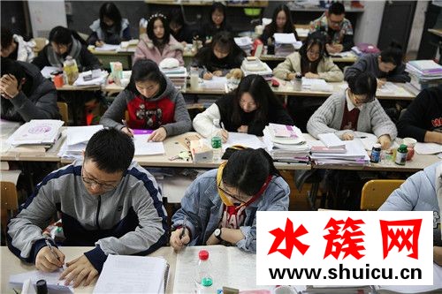 高考穿什么衣服最好