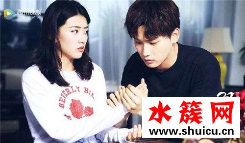 雙世寵妃2曲小檀跳舞的歌曲是什么