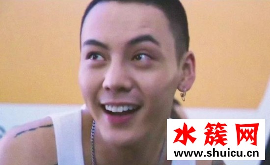 少年的你周冬雨易烊千璽發型