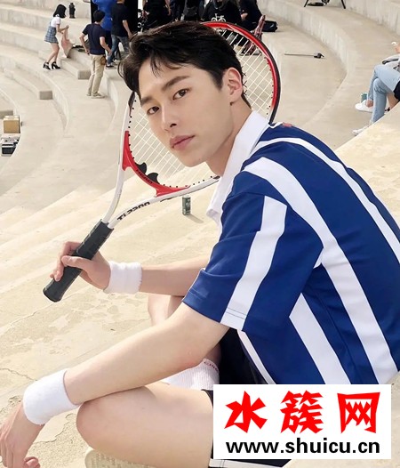 犬系男成韓劇大勢？偶然發(fā)現(xiàn)的一天白經(jīng)李宰旭的高級(jí)臉讓人想不喜歡他都很難！