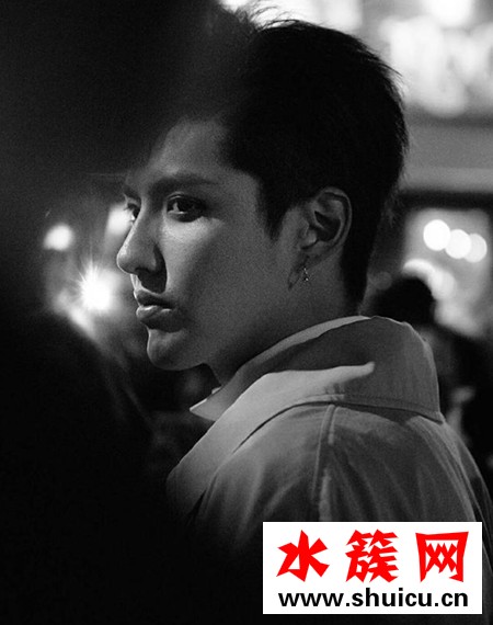 吳亦凡回應(yīng)“發(fā)胖”原因:方面吃多了,一不小心就…… 吳亦凡回應(yīng)“發(fā)胖”原因