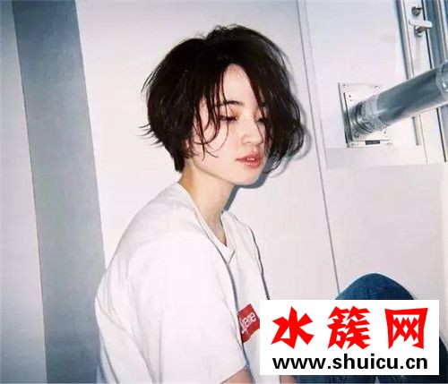 現(xiàn)在最流行的發(fā)型短發(fā)2019