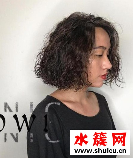 大臉適合什么長度的短發