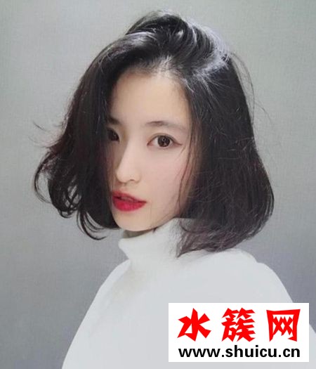 大臉適合什么長度的短發