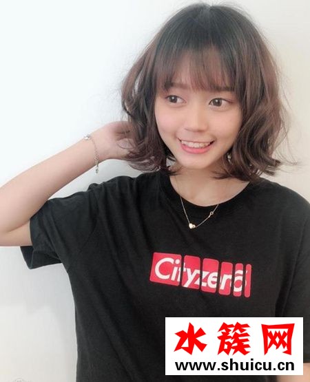 大臉適合什么長度的短發