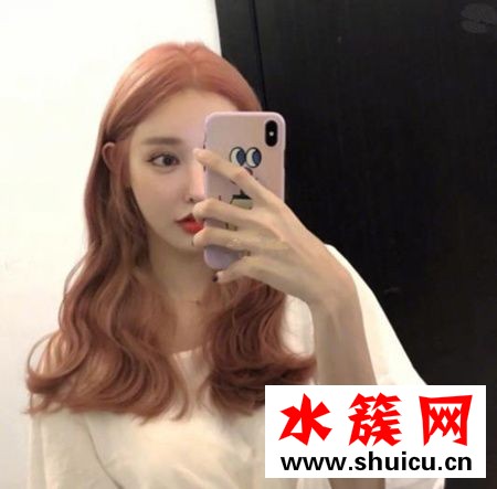 紅色頭發抖音流行女