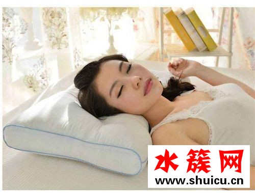 駝背晚上睡姿矯正圖解 駝背睡覺不用枕頭好嗎 駝背晚上睡姿矯正圖解