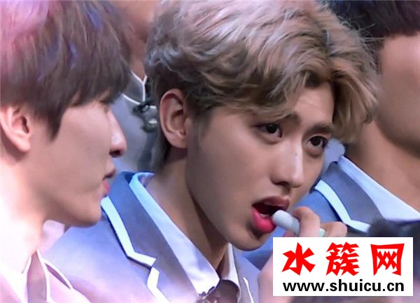 蔡徐坤用的唇膏是什么牌子