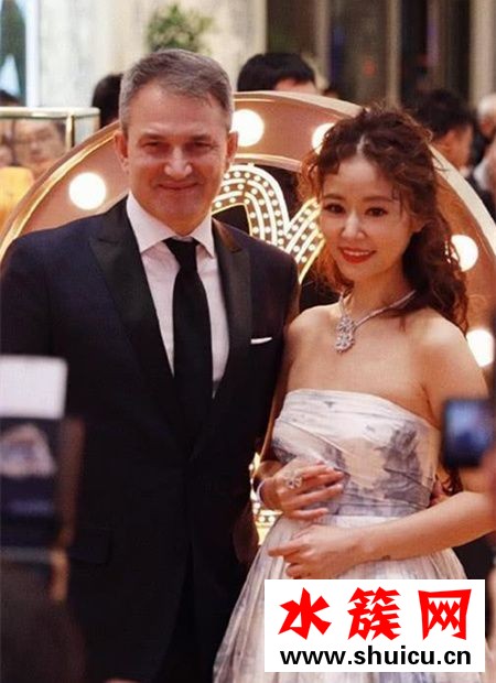 2018年韓式羊毛卷發型